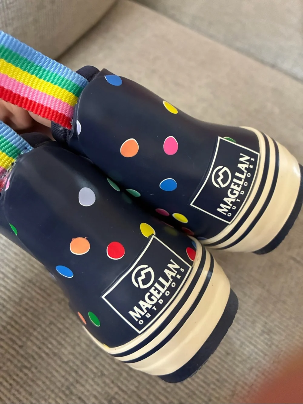 Magellan Rubber Boots Polka Dots Blue Girls Kids Sz 3D Very NEW CONDITION